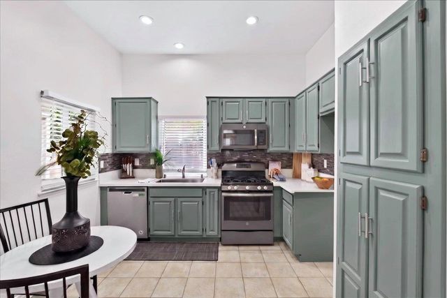 4353 Country Run Way, Antelope, CA 95843