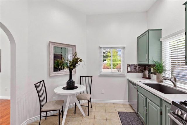 4353 Country Run Way, Antelope, CA 95843