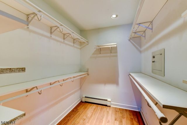 737 Ridge Rd, Kinnelon Boro, NJ 07405