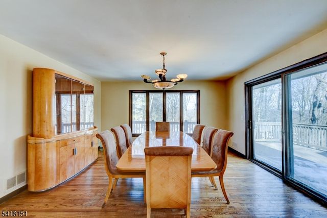 737 Ridge Rd, Kinnelon Boro, NJ 07405