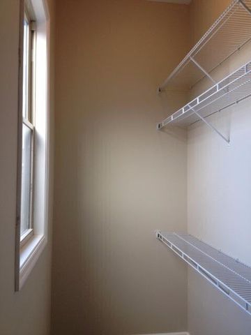 3293 Sweet Clover Lane, Lexington, KY 40509