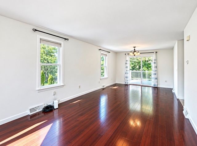 6 North Lane, Monson, MA 01057