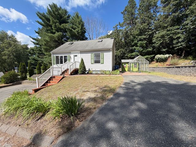 6 North Lane, Monson, MA 01057
