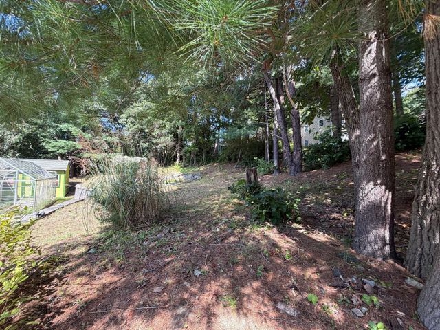 6 North Lane, Monson, MA 01057