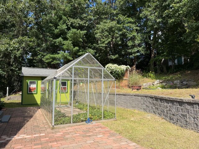 6 North Lane, Monson, MA 01057