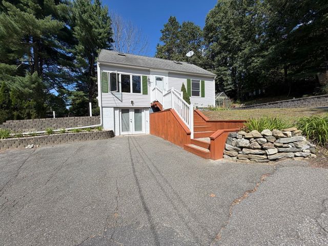 6 North Lane, Monson, MA 01057