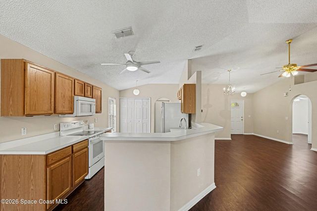 2131 Myla Lane, Melbourne, FL 32935