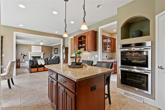 718 Belmar Pl, Cranberry Twp, PA 16066