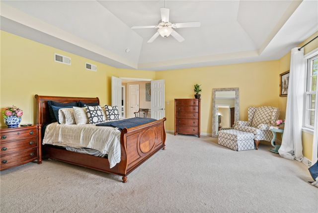 718 Belmar Pl, Cranberry Twp, PA 16066