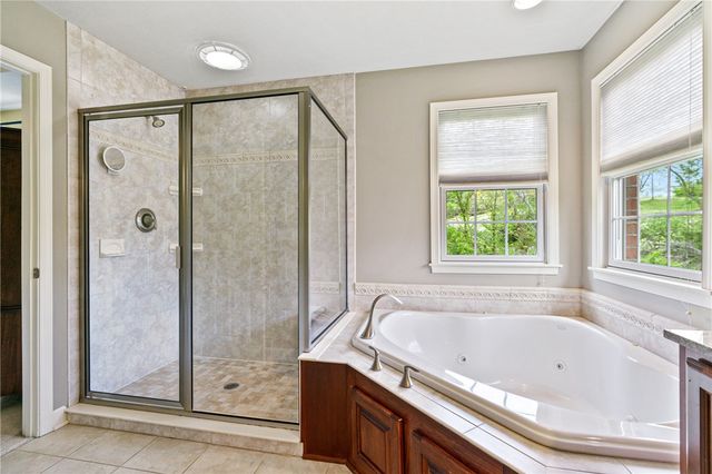 718 Belmar Pl, Cranberry Twp, PA 16066