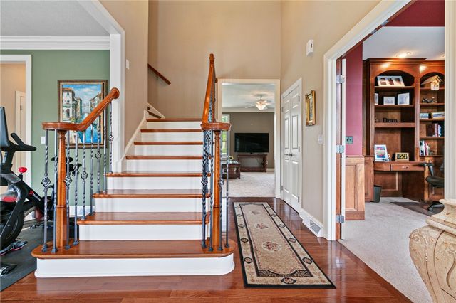 718 Belmar Pl, Cranberry Twp, PA 16066