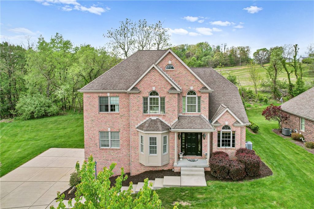 718 Belmar Pl, Cranberry Twp, PA 16066