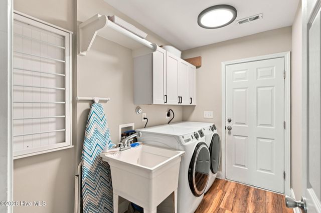 102 Grasmere Court, Leland, NC 28451