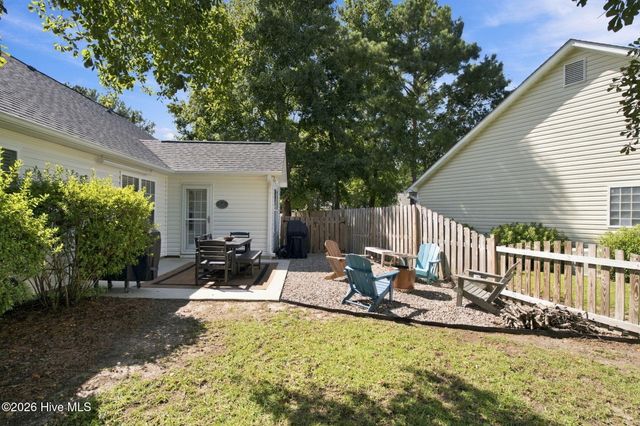 102 Grasmere Court, Leland, NC 28451