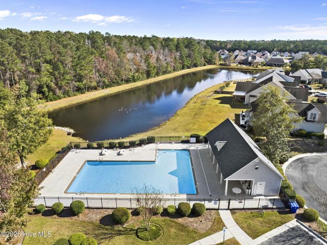 102 Grasmere Court, Leland, NC 28451