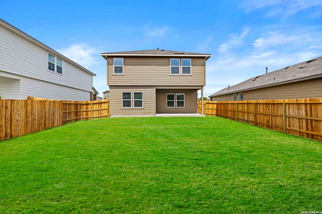 182 Western Gull Dr, San Antonio, TX 78253