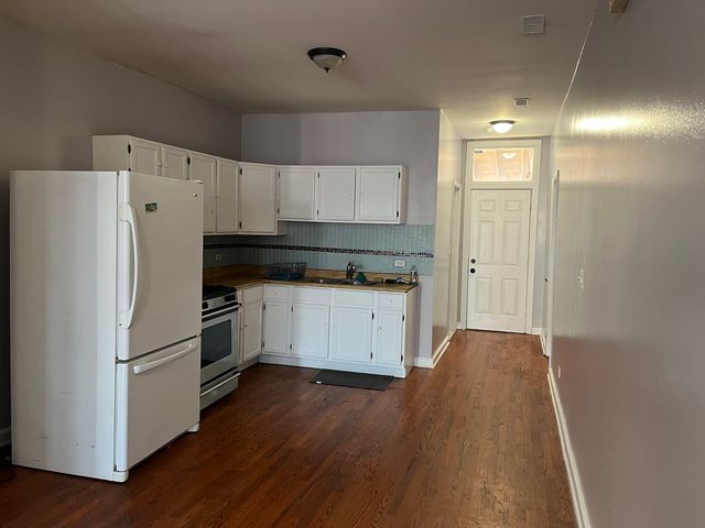 3057 W Flournoy Street 2, Chicago, IL 60612