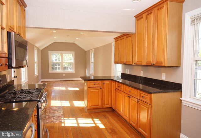 923 LEWIS AVE, Rockville, MD 20851