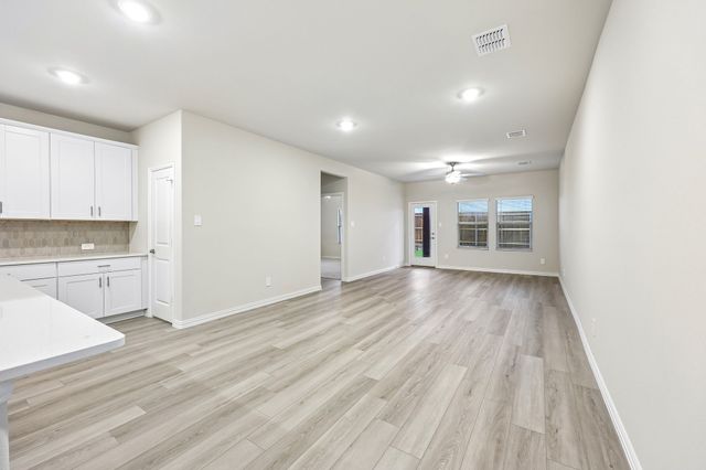 203 Decoursey Drive, Princeton, TX 75071