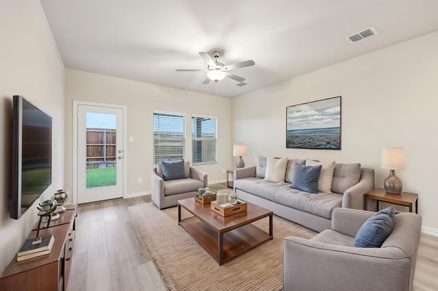 203 Decoursey Drive, Princeton, TX 75071