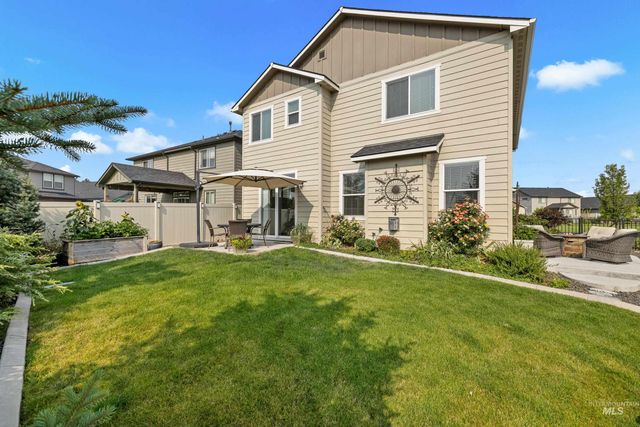 16 N Caracaras Way, Eagle, ID 83616