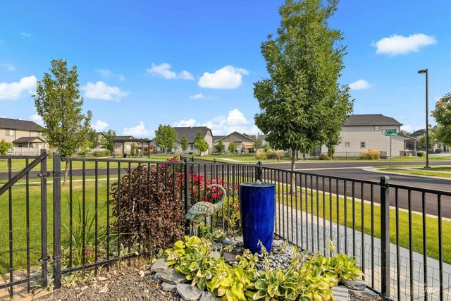 16 N Caracaras Way, Eagle, ID 83616