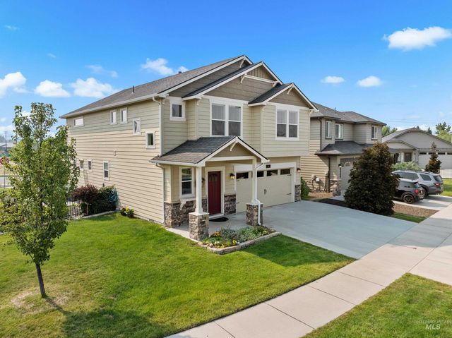 16 N Caracaras Way, Eagle, ID 83616
