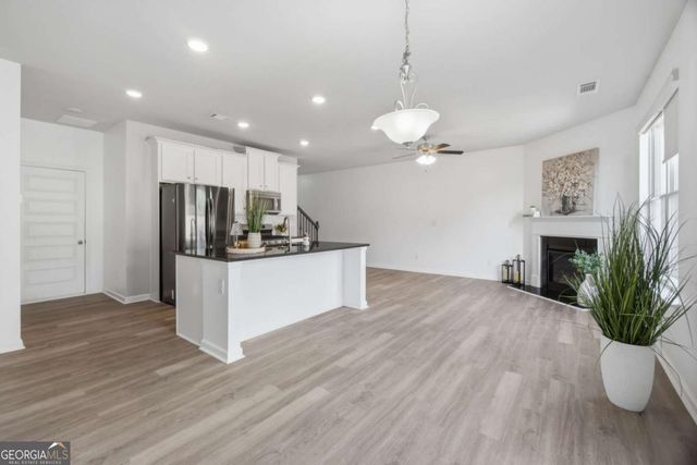 3713 Prospect Point Drive, Oakwood, GA 30566