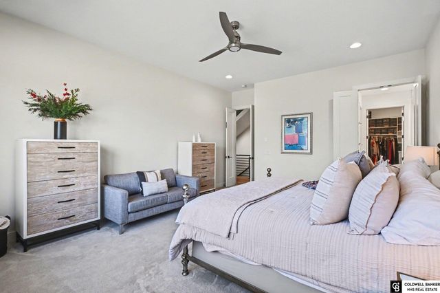 21810 Dorcas Street, Elkhorn, NE 68022