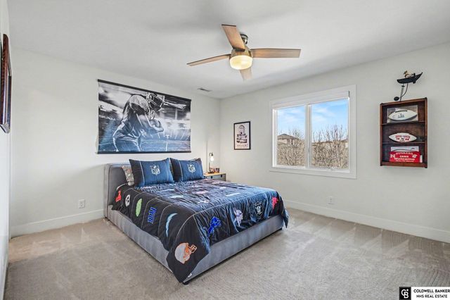 21810 Dorcas Street, Elkhorn, NE 68022