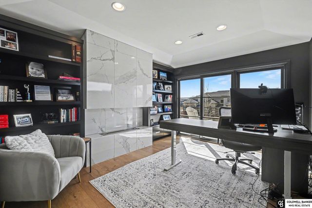 21810 Dorcas Street, Elkhorn, NE 68022