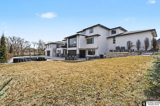 21810 Dorcas Street, Elkhorn, NE 68022