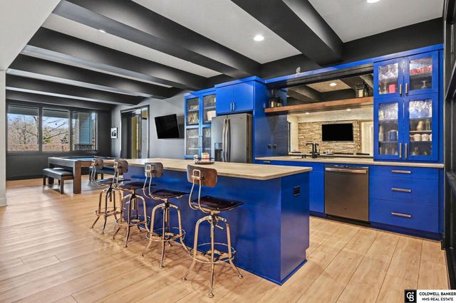 21810 Dorcas Street, Elkhorn, NE 68022