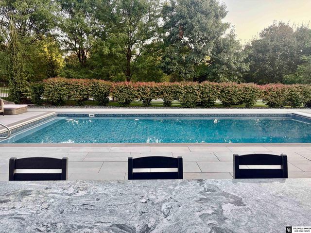 21810 Dorcas Street, Elkhorn, NE 68022