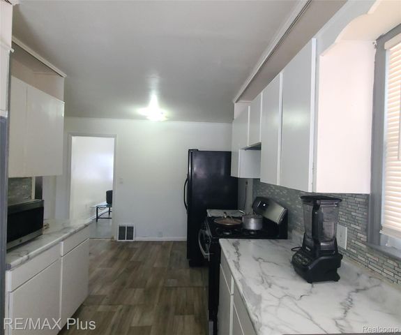 1062 Tremont Avenue, Mt. Morris Township, MI 48505