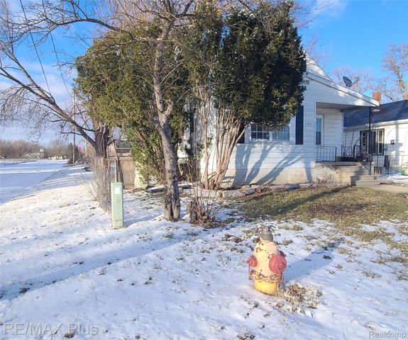 1062 Tremont Avenue, Mt. Morris Township, MI 48505