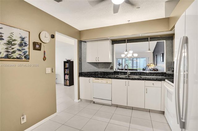 7566 Red Ruby Drive, Delray Beach, FL 33446