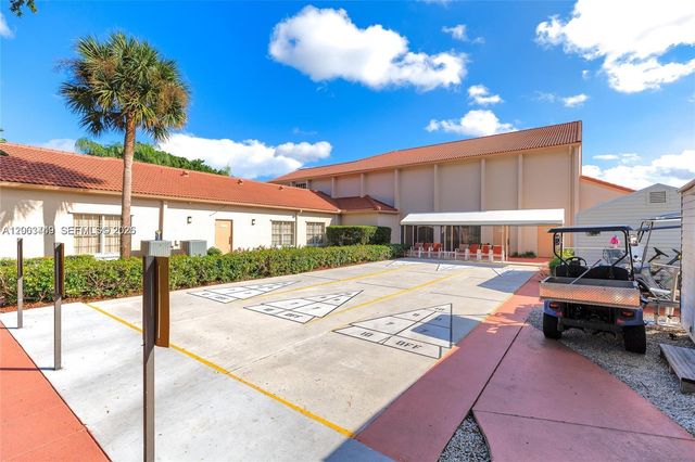 7566 Red Ruby Drive, Delray Beach, FL 33446