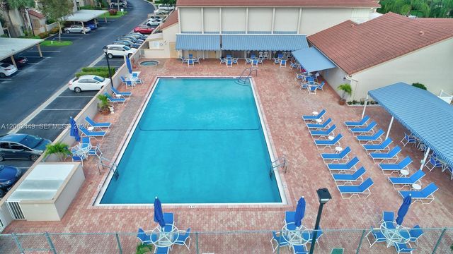 7566 Red Ruby Drive, Delray Beach, FL 33446