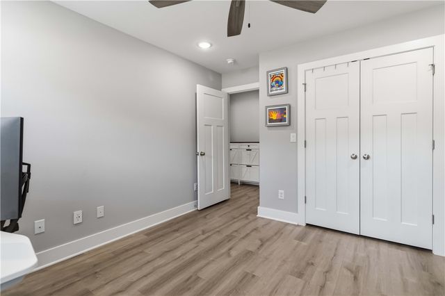 1045 W Garland Street, Siloam Springs, AR 72761