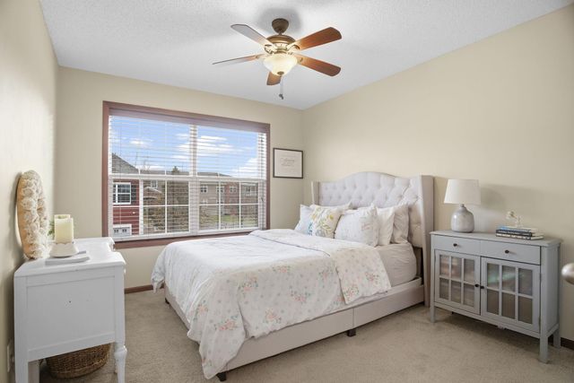 17390 72nd Avenue N 1301, Maple Grove, MN 55311