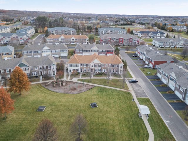 17390 72nd Avenue N 1301, Maple Grove, MN 55311