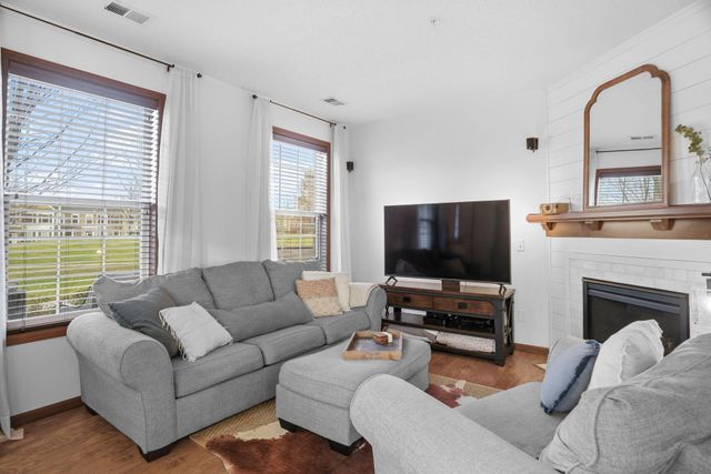 17390 72nd Avenue N 1301, Maple Grove, MN 55311