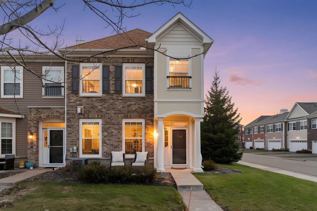 17390 72nd Avenue N 1301, Maple Grove, MN 55311