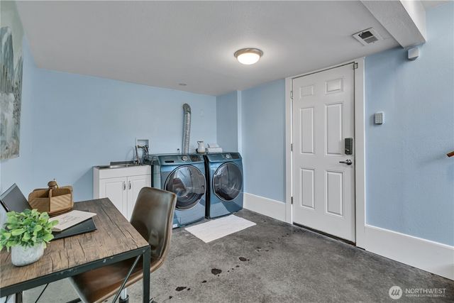 34221 39th Avenue S, Auburn, WA 98001