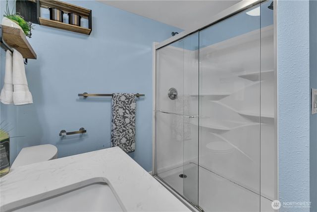 34221 39th Avenue S, Auburn, WA 98001
