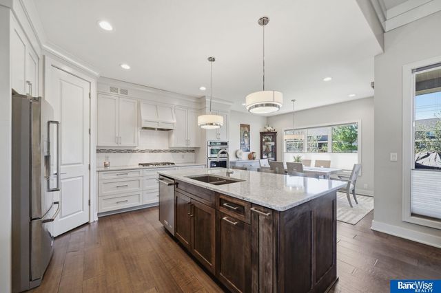 9333 Blackwood Avenue, Lincoln, NE 68526