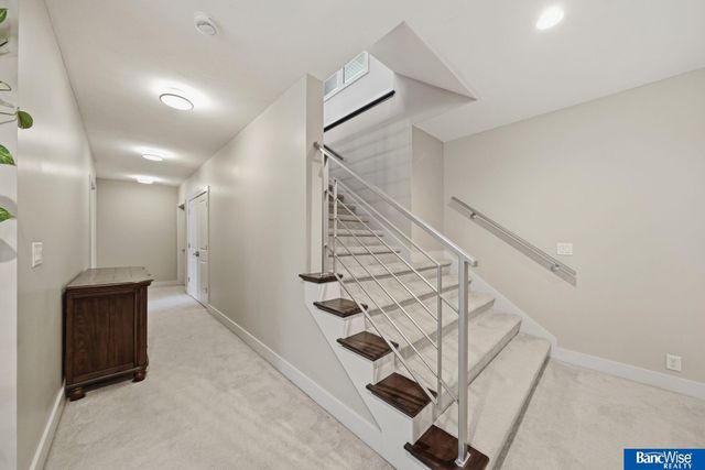 9333 Blackwood Avenue, Lincoln, NE 68526