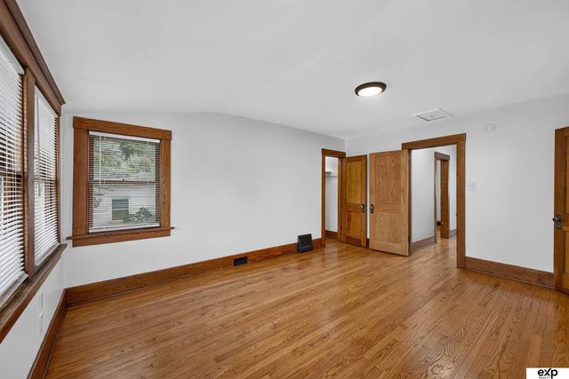 4154 Cuming Street, Omaha, NE 68131