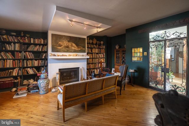 230 FERRY ST, Easton, PA 18042